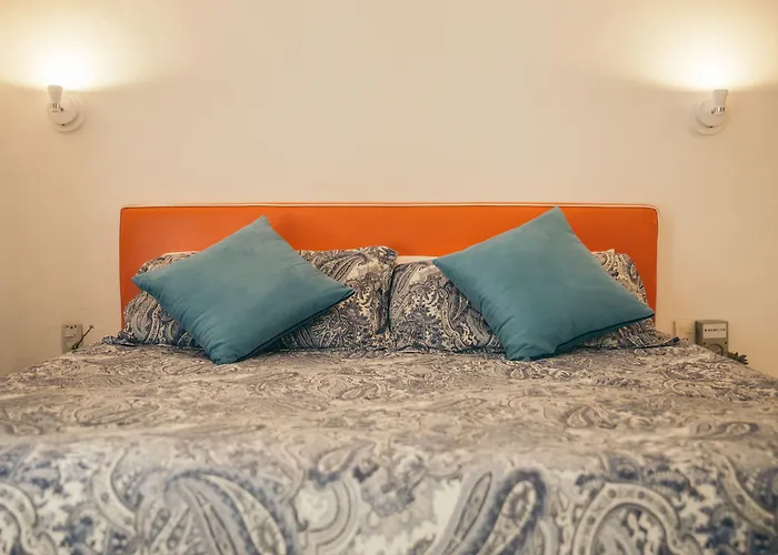 Hotel Teetotum