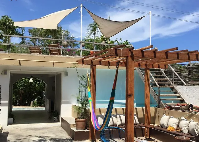 Teetotum Hotel 3*